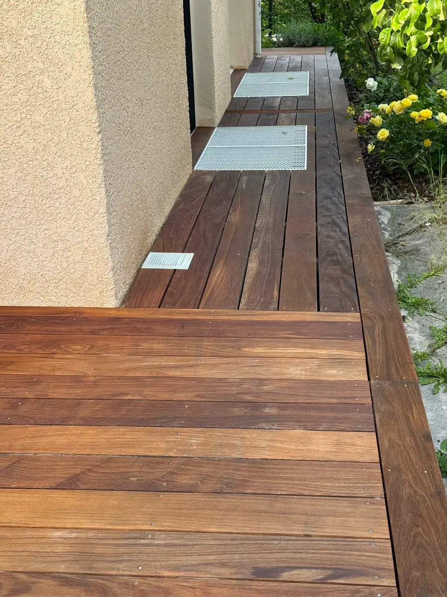 Après — Terrasse en bois grisée par les intempéries